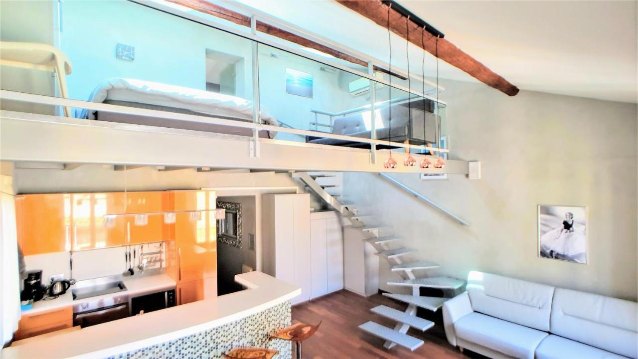 Appart'Hotel Luxe Vieil Antibes 75 M2 Avec Parking Plages A Pieds Esterno foto